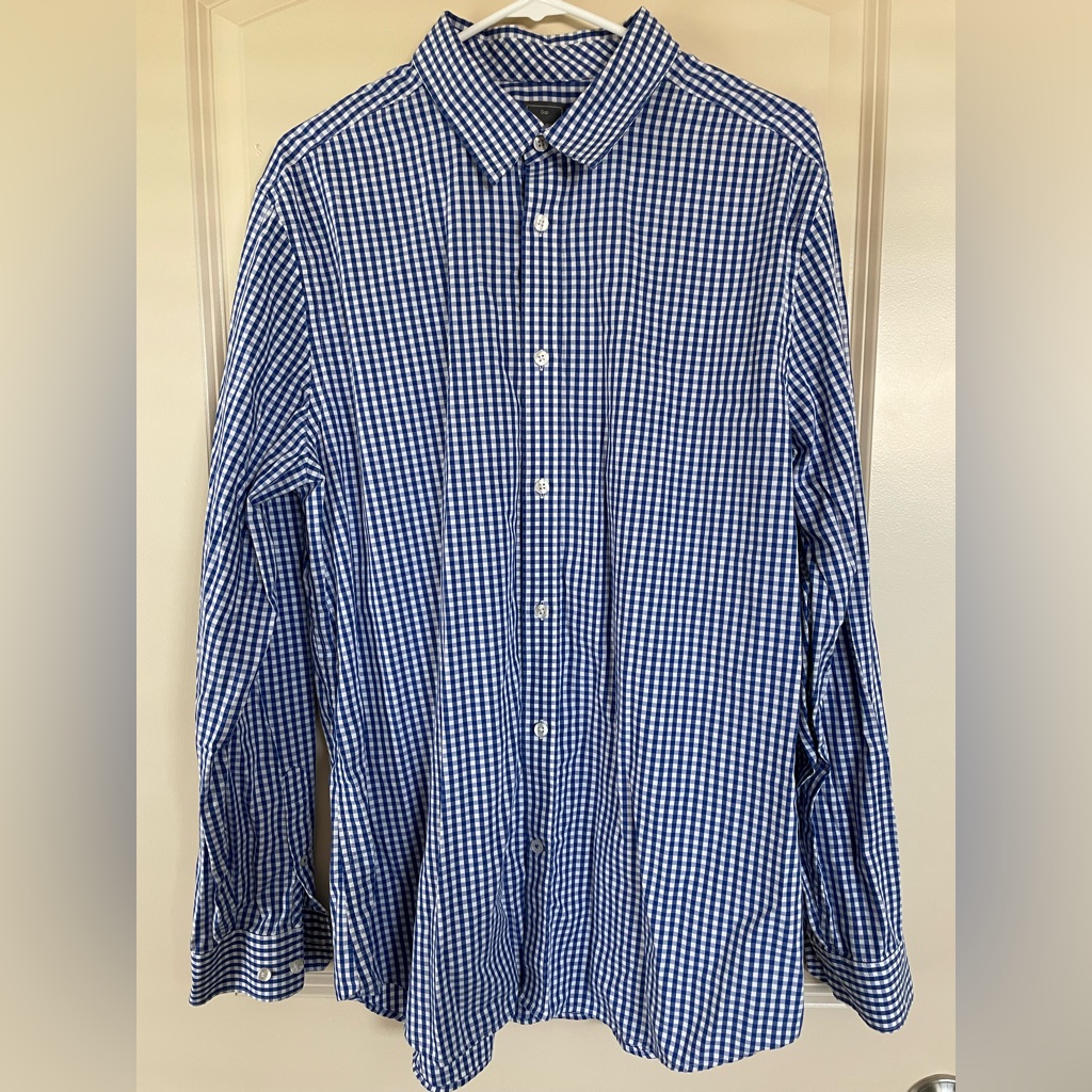 Gap Button Down Long Sleeve